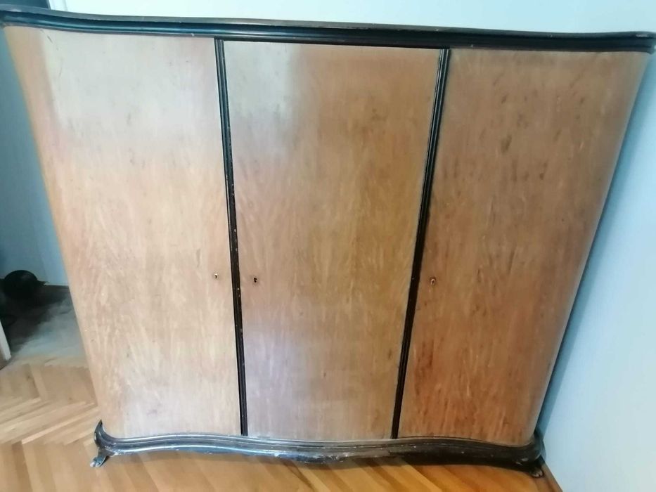 Dormitor lemn masiv vechi