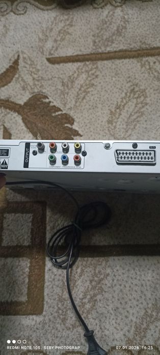 Vând DVD player functional