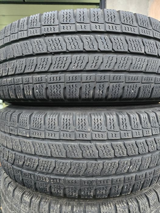 4x 215/65/15C M+S KLEBER 2019 Stare excelentă