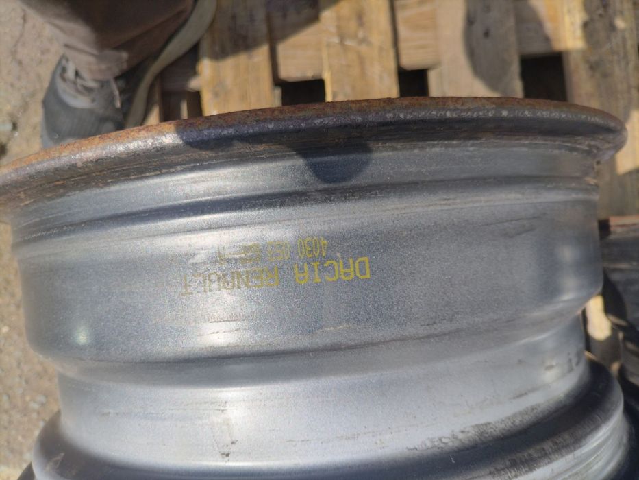 16 цола 5 х 114,3 мм Дачия - 6,5 инча/ ЕТ 50