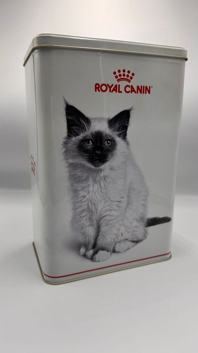 Банка коробка для корма кошки