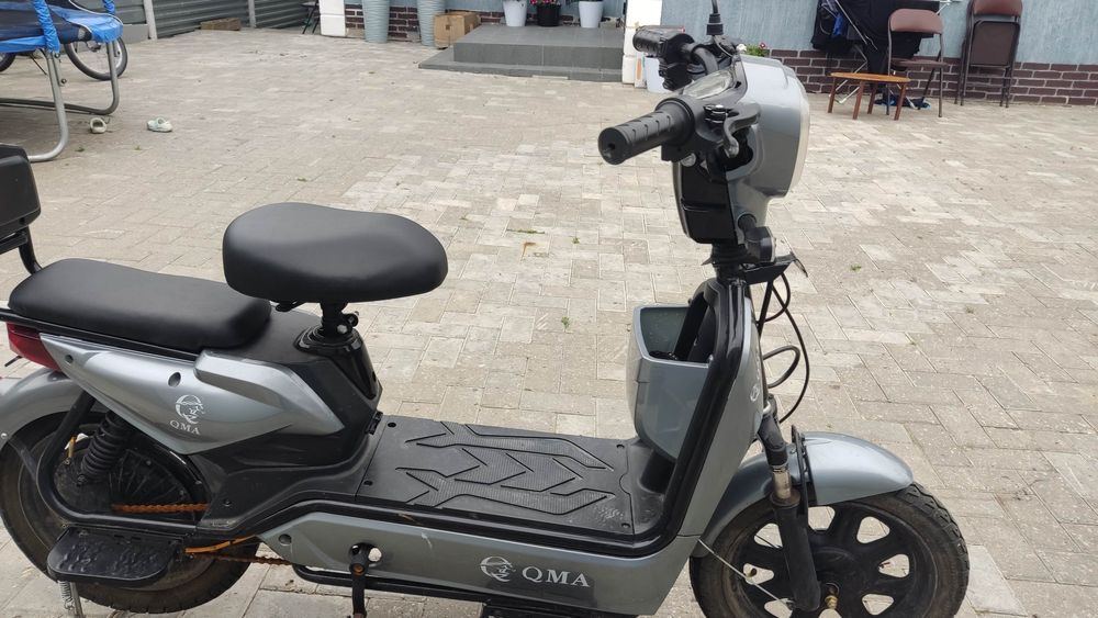 Продам скутер срочно