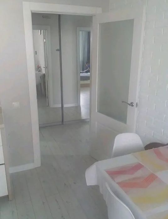 Продам 2х комн кв ЖК Абылайхан 1