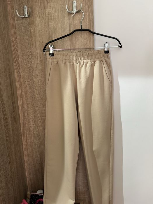 Дамски спортен комплект