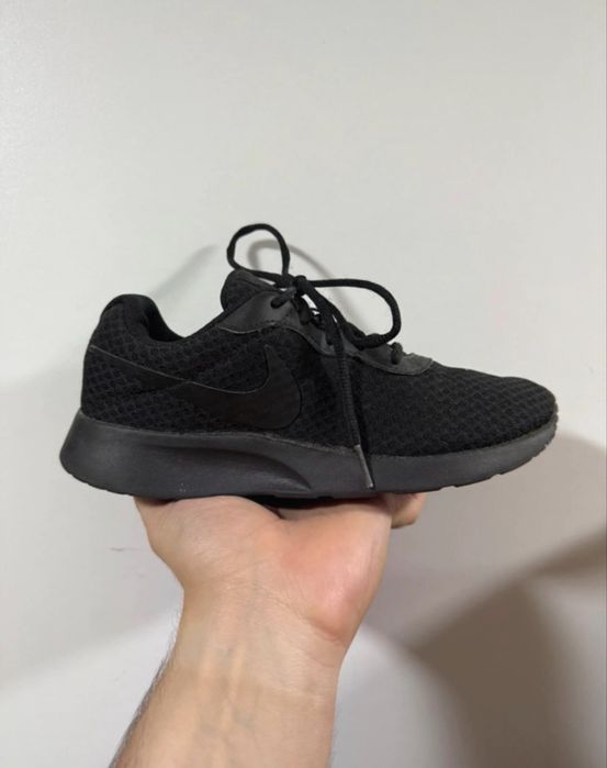 Nike Tanjun marime 38