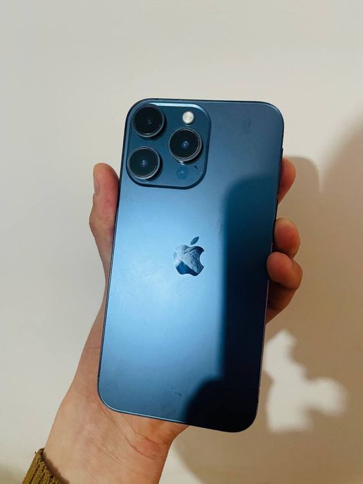 iPhone XR    15 pro Korpusda