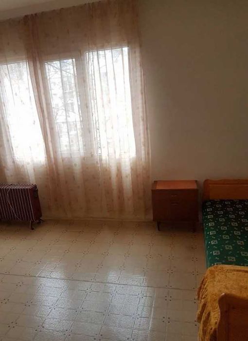 Дава се под наем Тристаен апартамент в Пловдив, Младежки Хълм - 90 кв.м за 423.3 € - Снимка #3