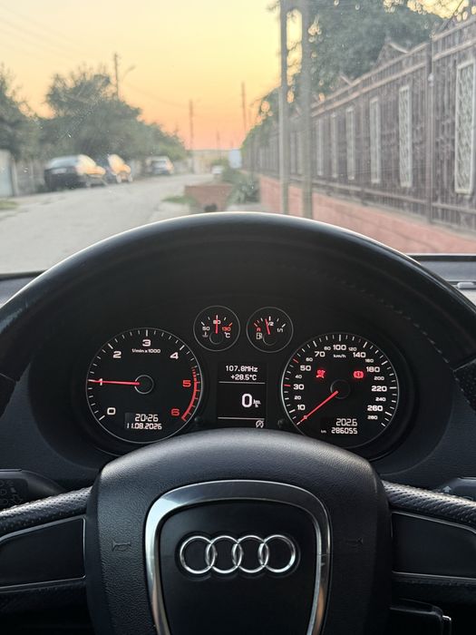 Vând Audi A3 an 2010