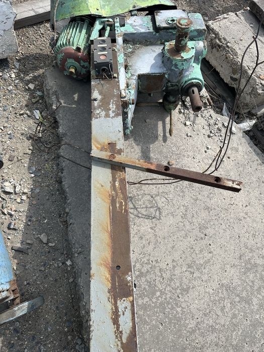 Продам сверлильный станок