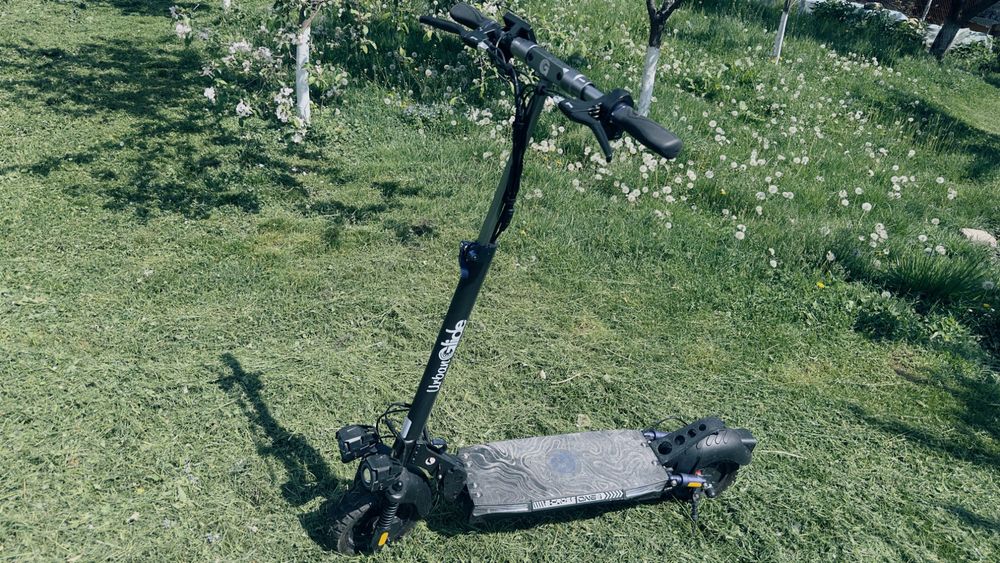 De vanzare UrbanGlide Ecross One 800 Trotinetă Electrică cu 25km/h Viteză Maximă și 50km Autonomie