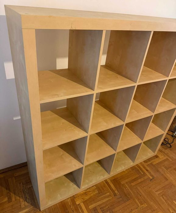 Etajera IKEA KALLAX 147x147 cm; Biblioteca; Raft cu 16 compartimente; Dulap cu rafturi; Biblioteca