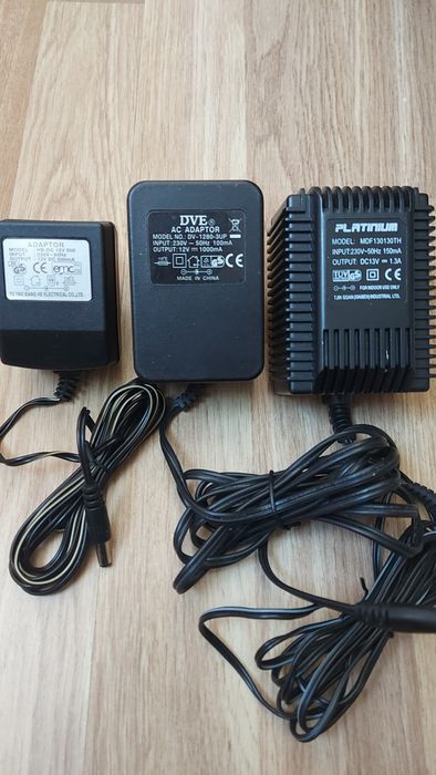 Alimentatoare diverse