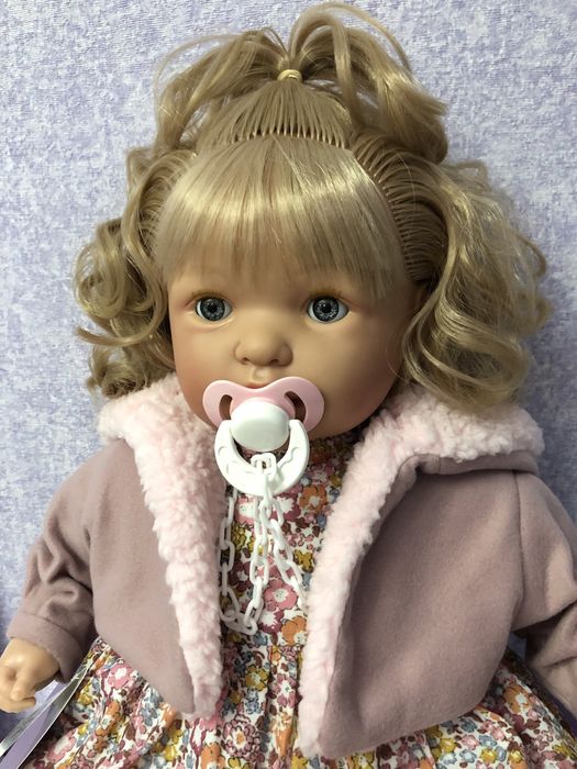 Новые. Шикарные куклы. Испания. Винил.