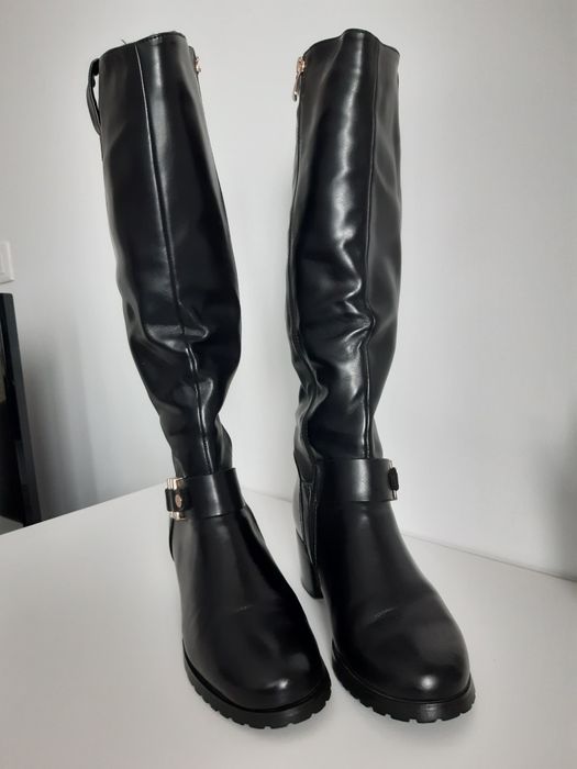 Cizme îmblanite cu toc  piele ecologică 37