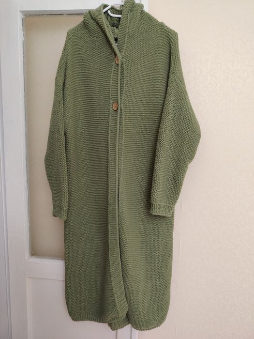 Кардиган новый, зелёный