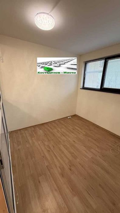 Продава се Офис в Пловдив, Кършияка - 163 кв.м за 1565 €/кв.м - Снимка #4