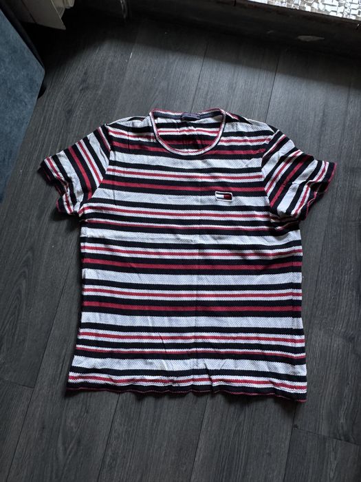 Tricou Tommy Hilfiger / Tommy Jeans în dungi – Mărimea L