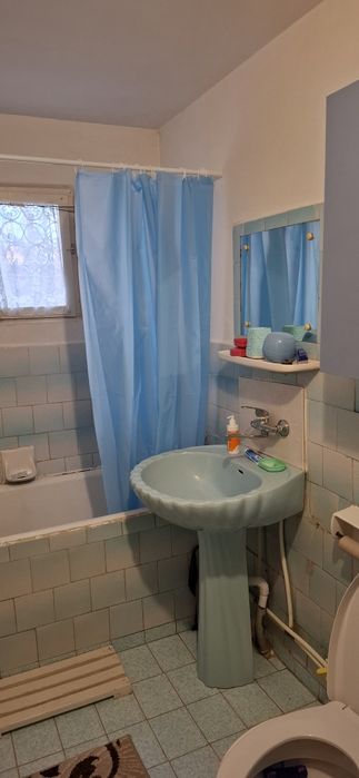 Apartament două camere, Șoseaua București. Pentru renovare!