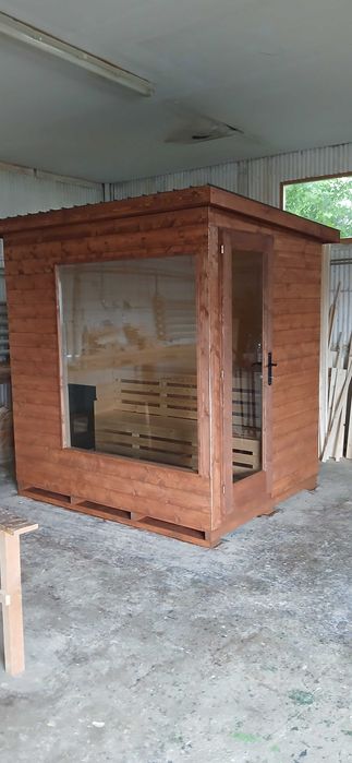 Sauna exterior izolat