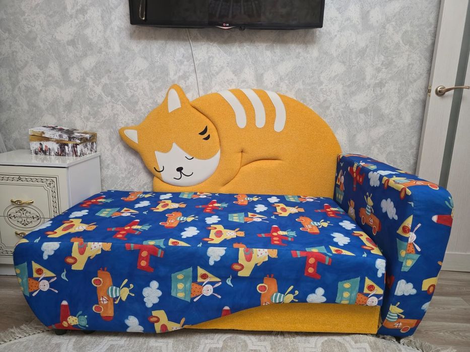 Продам детский диван кровать. Новая.