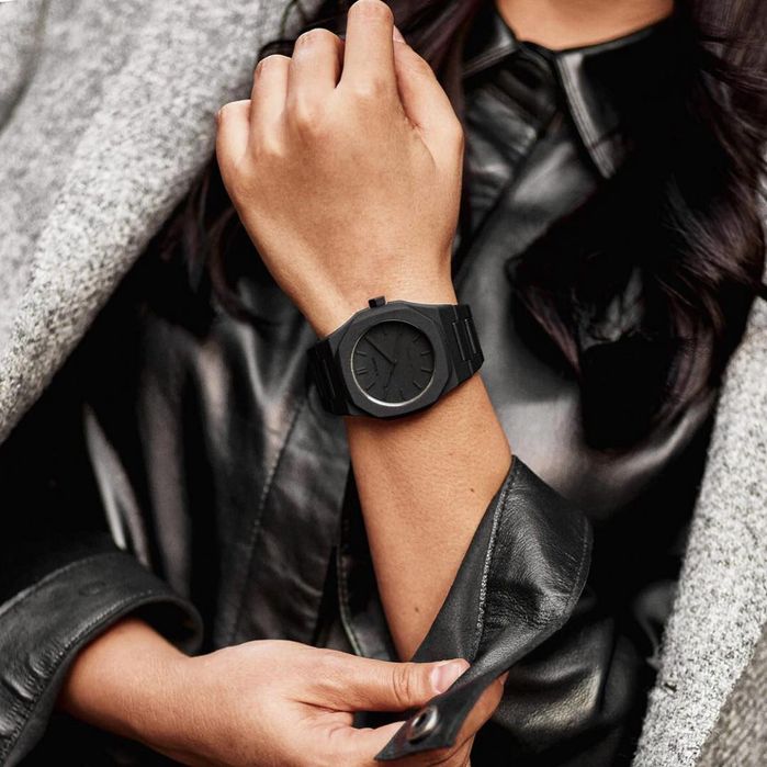 POLYCARBON qoʻl soati