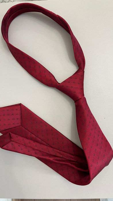 Продам галстуки по 5000 тг