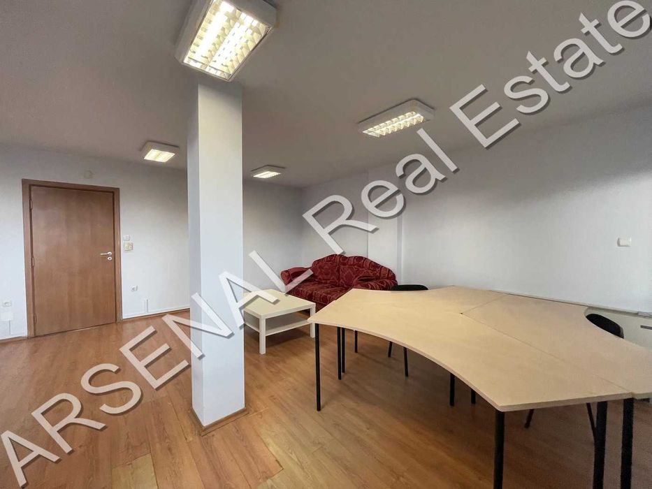 Дава се под наем Офис в София, Оборище - 93 кв.м за 600 € - Снимка #3