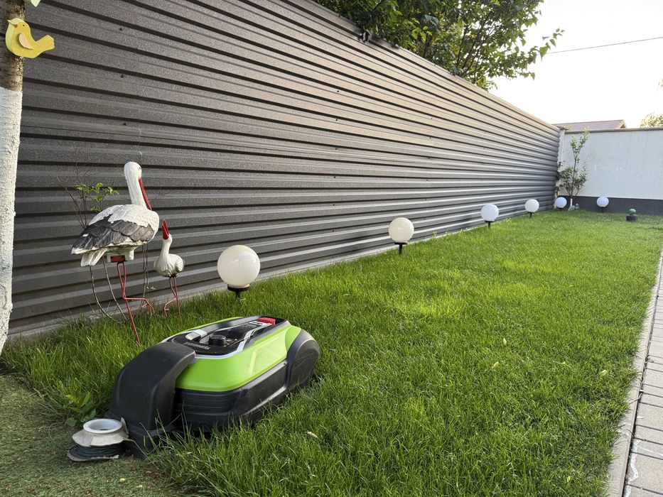 Robot de tuns iarba Optimov 15