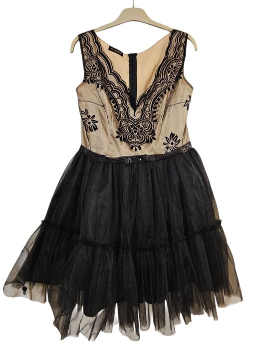 Официална рокля без забележки