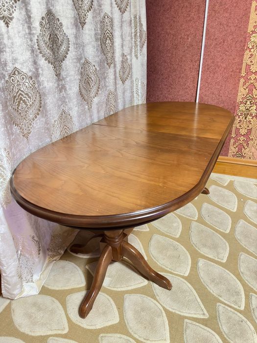 Продам Стол гостиной