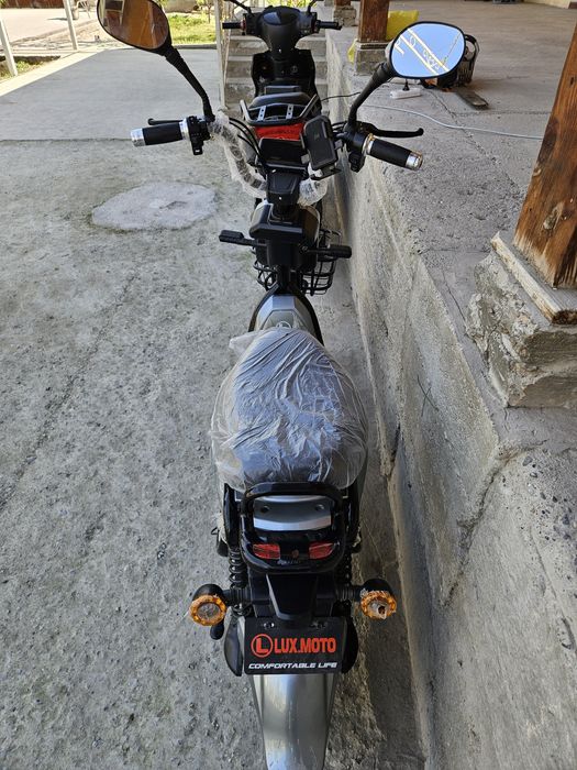 Скутер сотилади 1