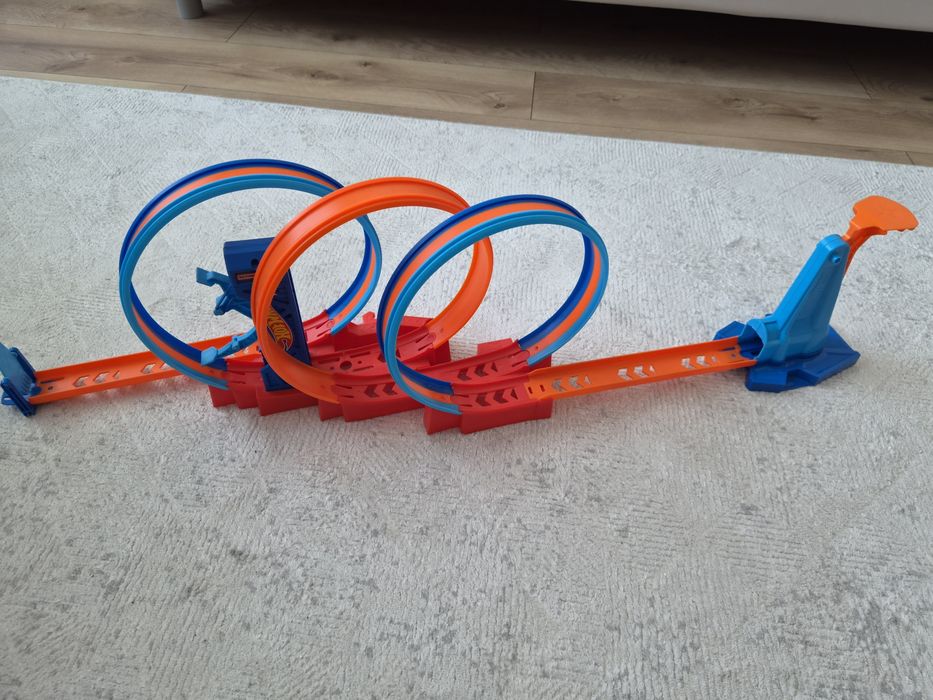 How Wheels Ultra Loop Track