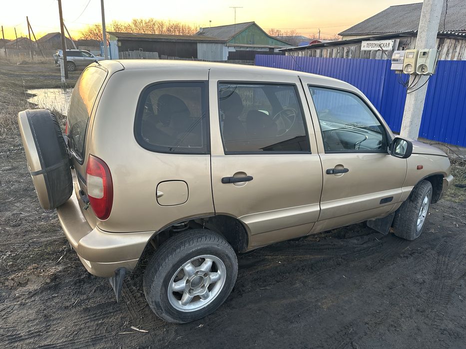 Продам нива шеврале