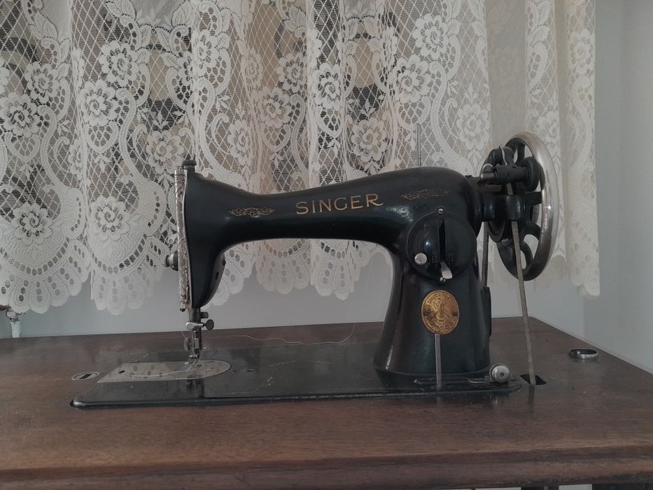 Mașină de cusut Singer