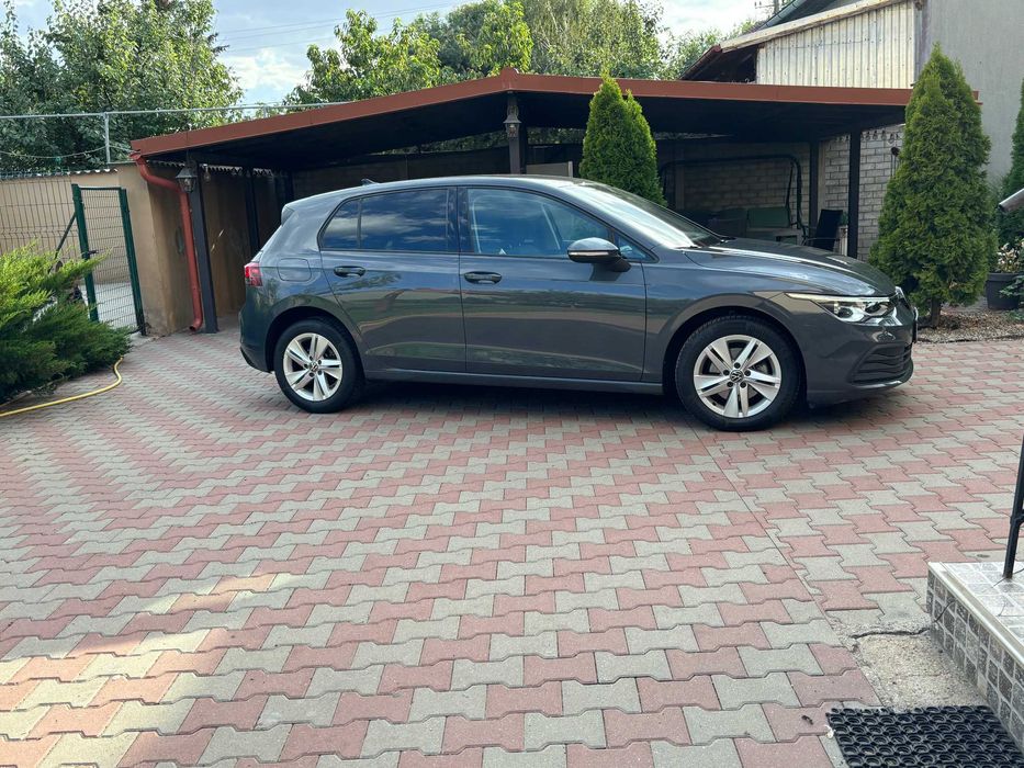 VOLKSWAGEN Golf 2023 — imagine 5