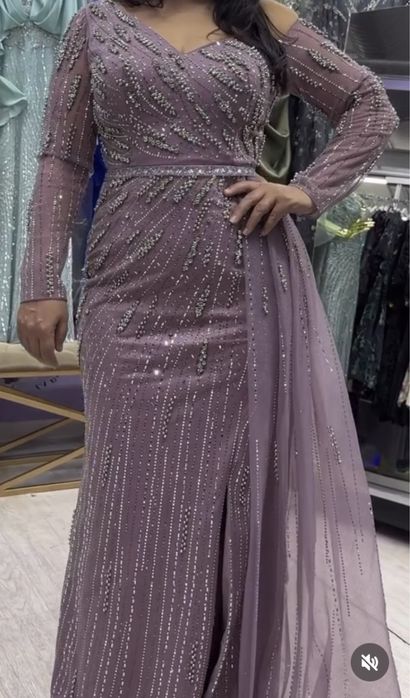 Вечернее платье