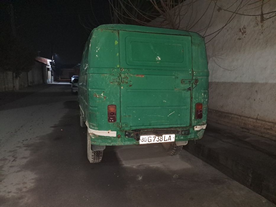 Еразик сотилади фургон