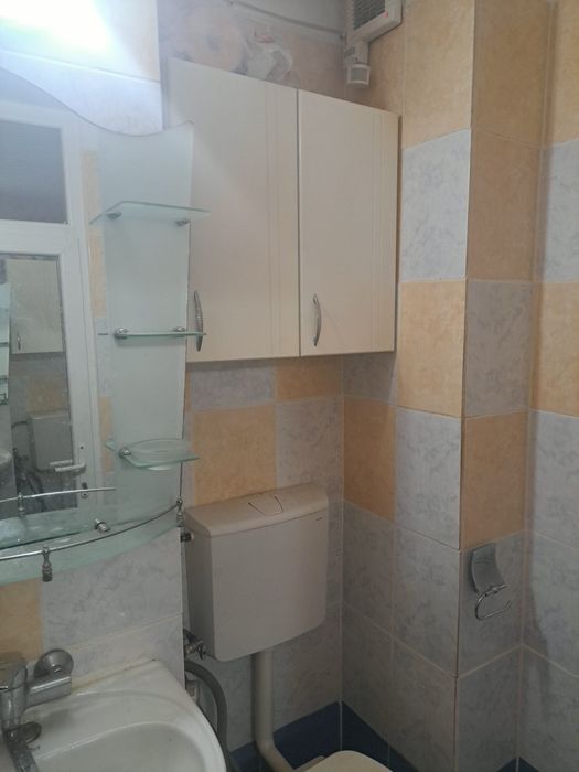 Garsonieră de închiriat