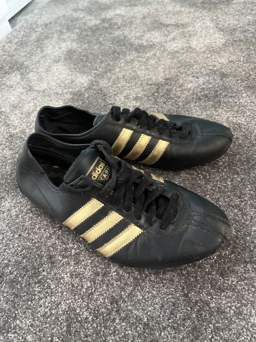 Адидас 36 номер спортни