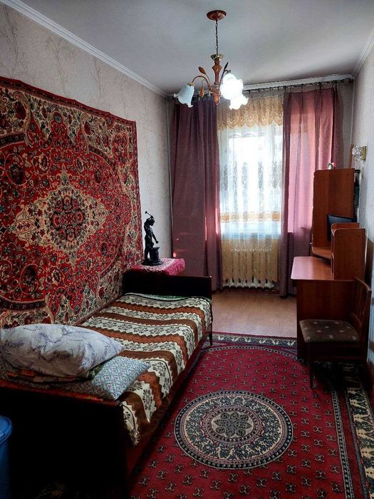 Хорошая 3 -комнатная квартира (метро Туркестон 12 квартал Ю/Абад)