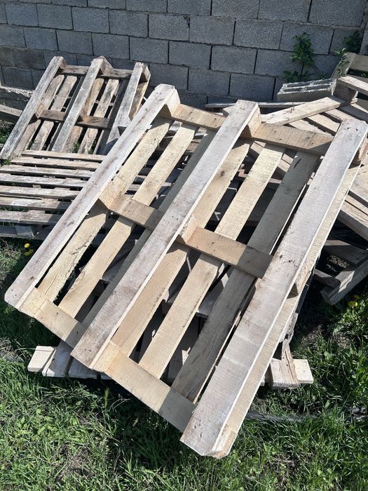 Поддоны б/у в хорошем состоянии