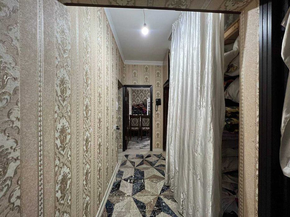 Продаётся 2/2/9, 60м2, около Паркентского рынка, м-в М.Риёзи