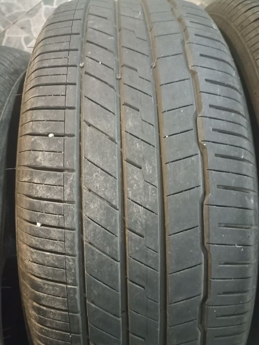 Гуми Hankook 235/55/19 за SUV