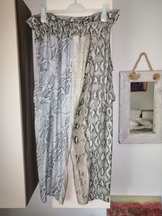 Pantaloni Zara ediție limitată