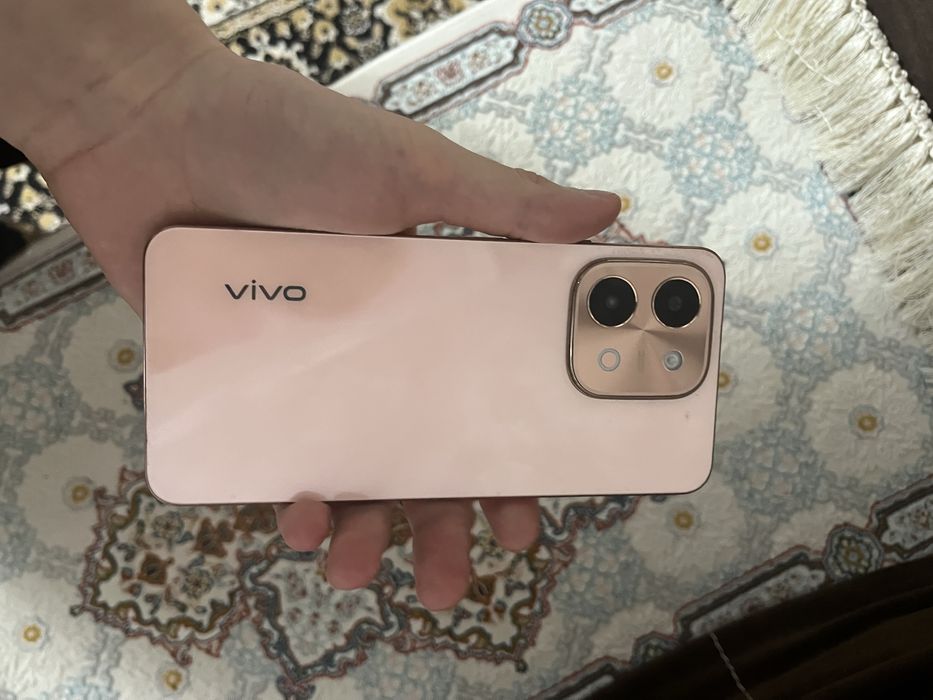 Продам Vivo Y28 256ГБ