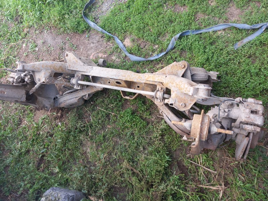 Задняя балка мазда 6