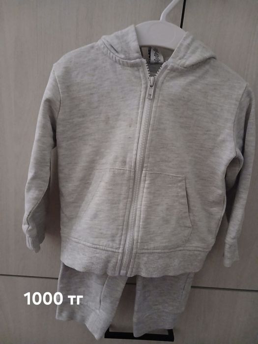 Продам детские костюмы
