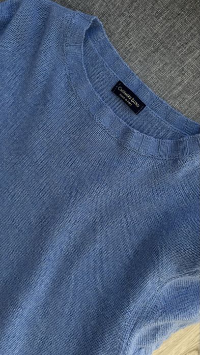 Шерстяная кофточка