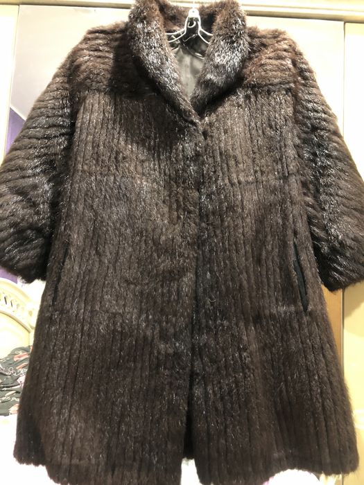 Полушубок нутрия 5000 .Женский .