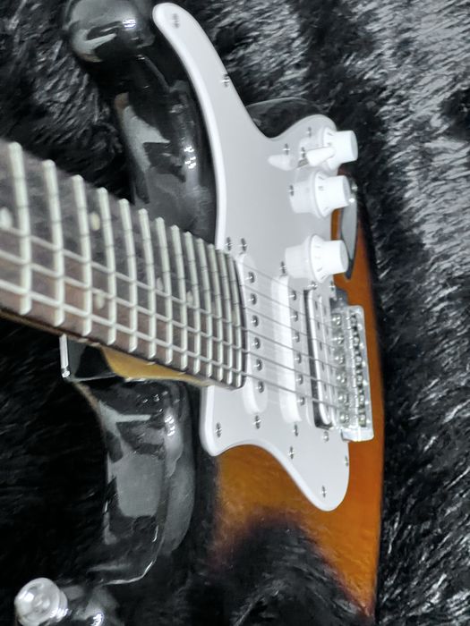 электрогитара squier bullet stratocaster
